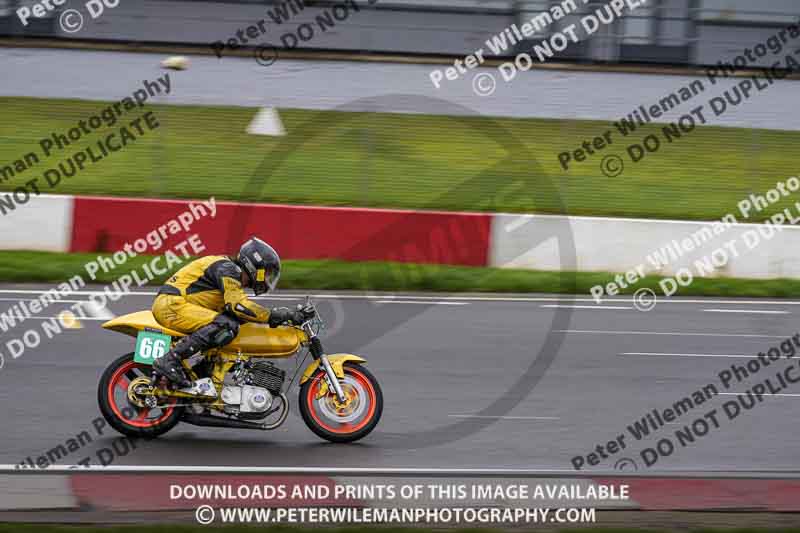 donington no limits trackday;donington park photographs;donington trackday photographs;no limits trackdays;peter wileman photography;trackday digital images;trackday photos